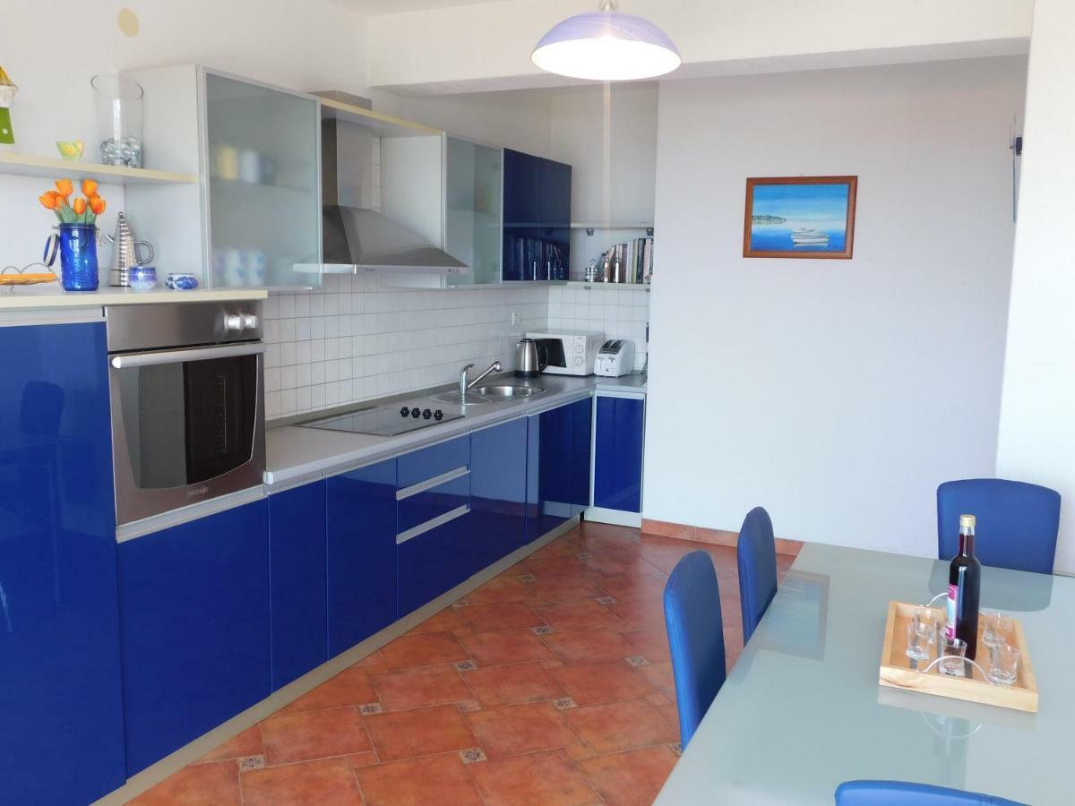 Apartman Niki Makarska Bagian luar foto